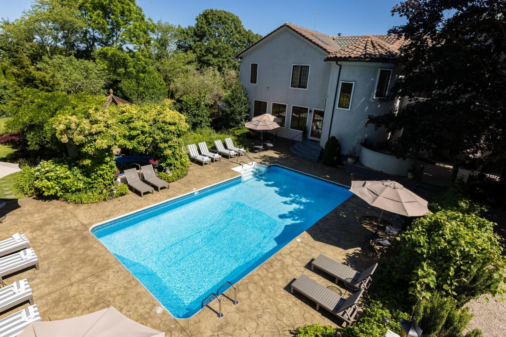 The Villa Bed And Breakfast Westerly Exteriör bild