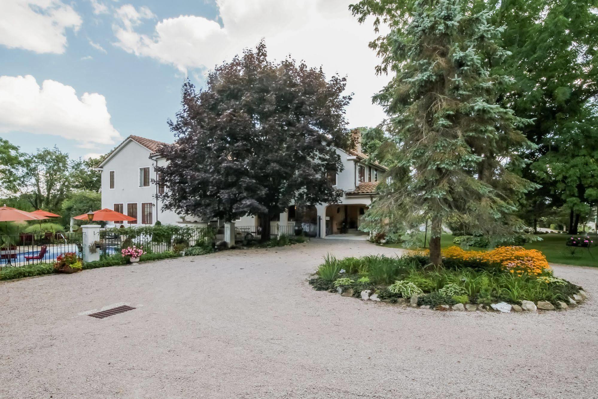 The Villa Bed And Breakfast Westerly Exteriör bild